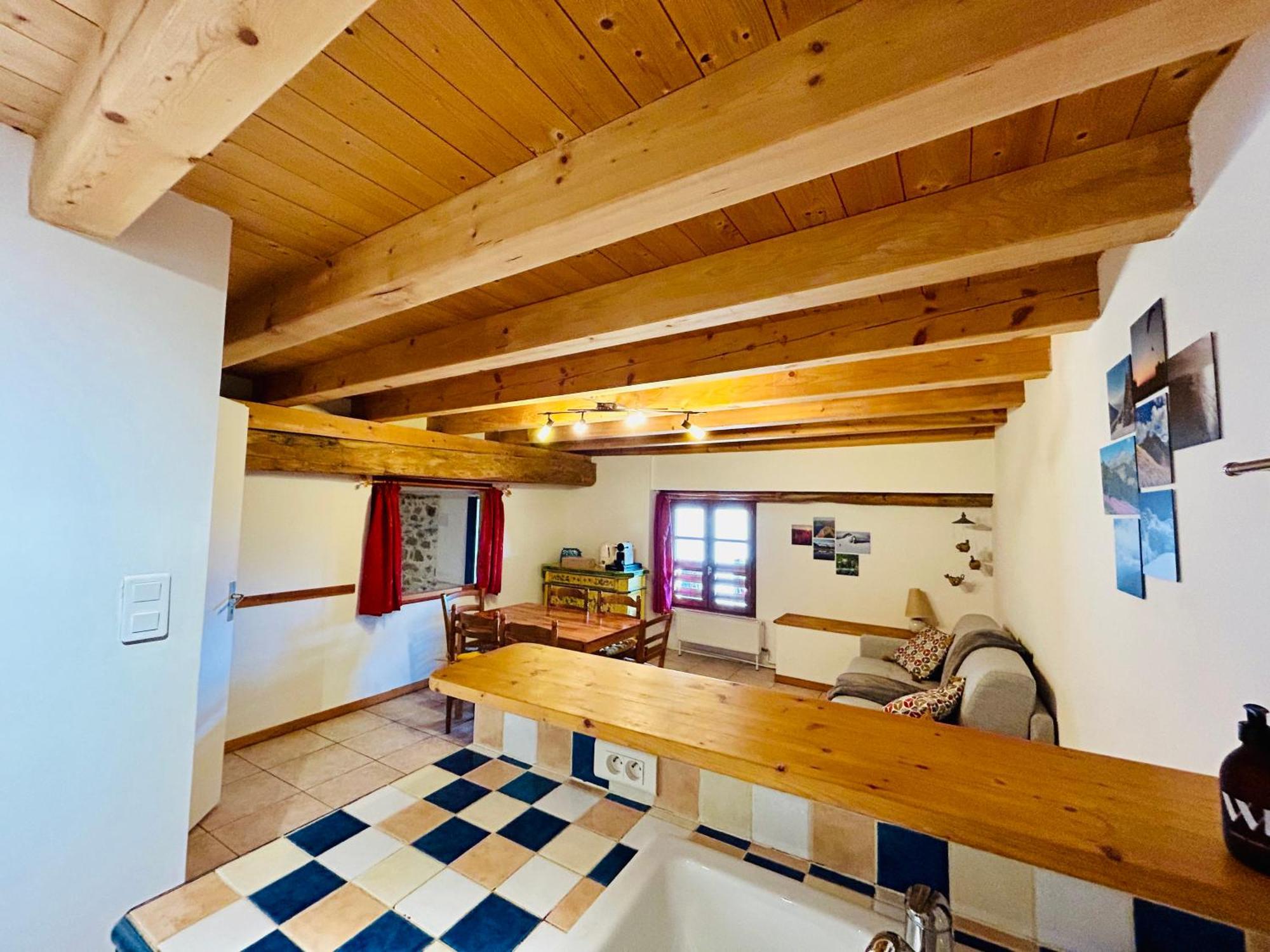 Au Pied Du Chateau- Parking Wifi Jardin - Clg Savoie Apartment